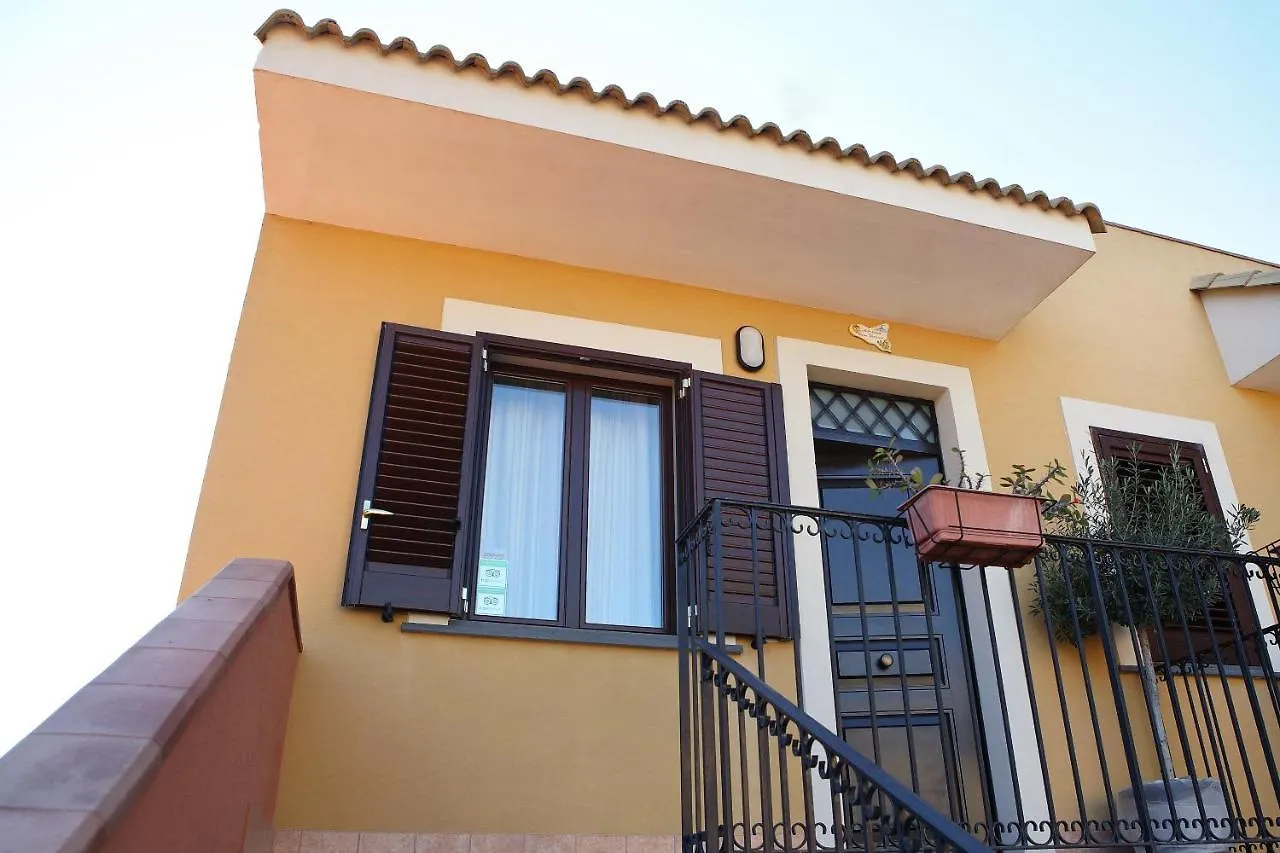 アパート Adriana Casa Vacanze Holiday Tours In Sicily アチレアーレ